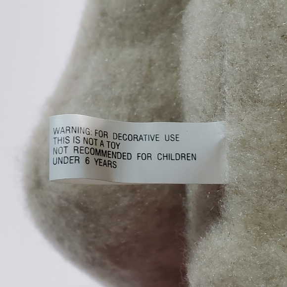 Mitchell Company TJ Collection Bunny rabbit laying down floral embroidery - Picture 12 of 13